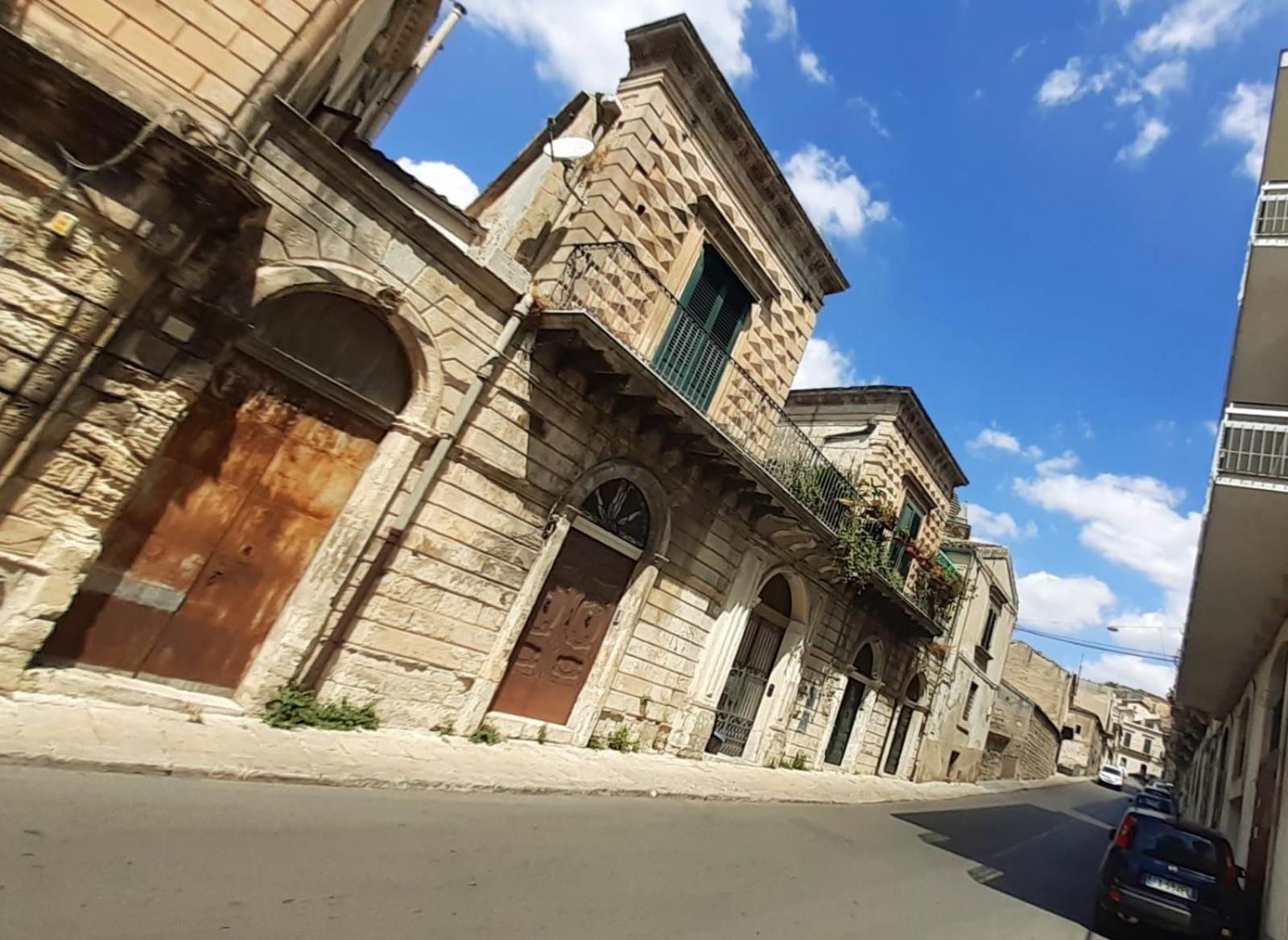 Casa Sipione Papa Bed and Breakfast Modica Eksteriør billede
