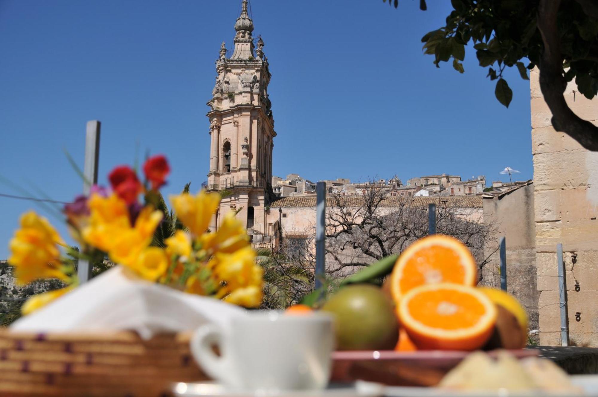 Casa Sipione Papa Bed and Breakfast Modica Eksteriør billede