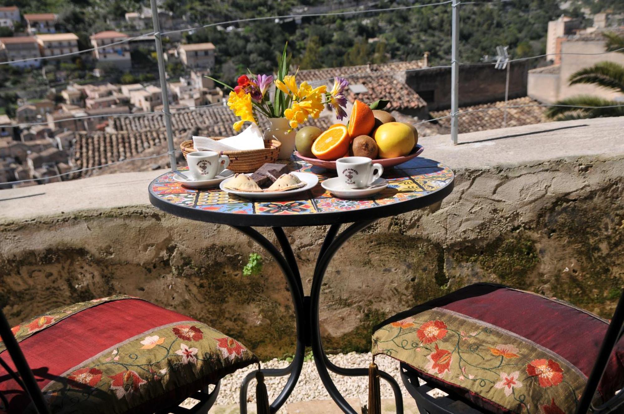 Casa Sipione Papa Bed and Breakfast Modica Eksteriør billede