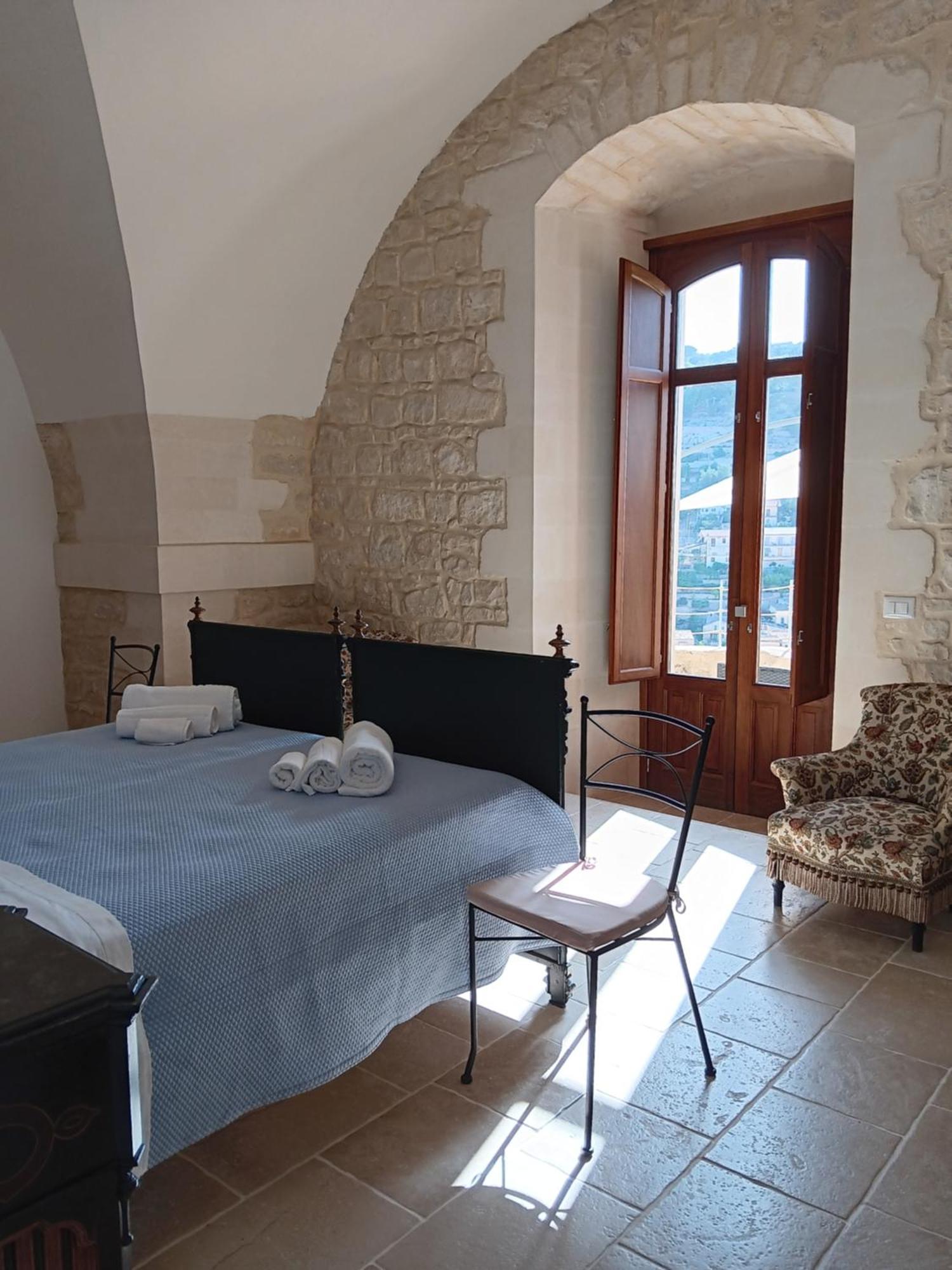 Casa Sipione Papa Bed and Breakfast Modica Eksteriør billede